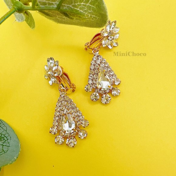 CLIP ON Flower Point Rhinestone Chandelier Bridal Earrings - Picture 4 of 9